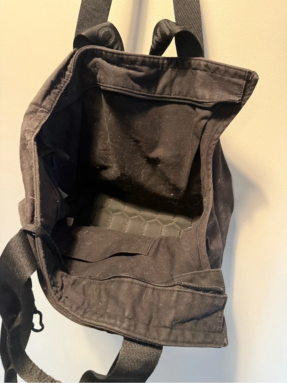 Wild One Black Tote-Style Dog Carrier